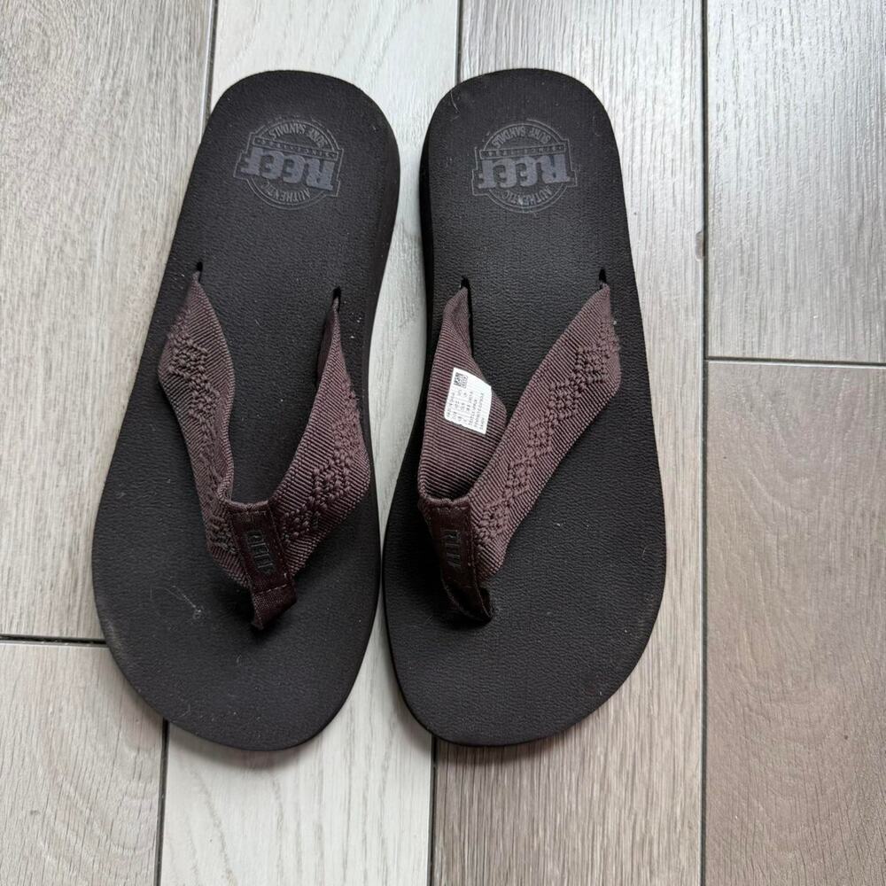 Reef brown strap flip flops